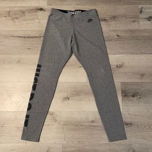 Nike leggings